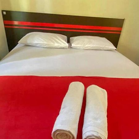 Rama Shinta Homestay Near Gembiral Loka Zoo Redpartner Yogyakarta Eksteriør bilde