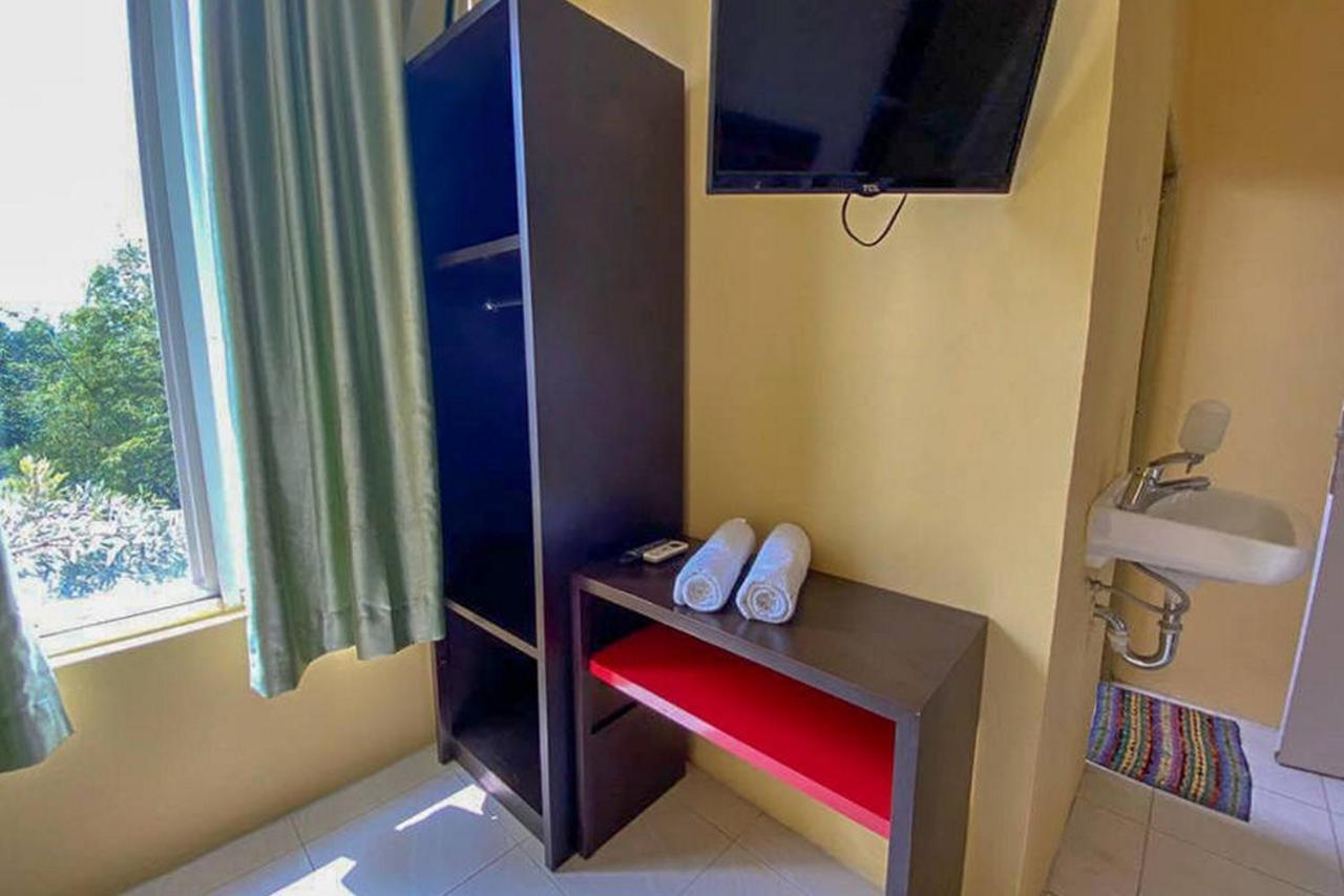 Rama Shinta Homestay Near Gembiral Loka Zoo Redpartner Yogyakarta Eksteriør bilde