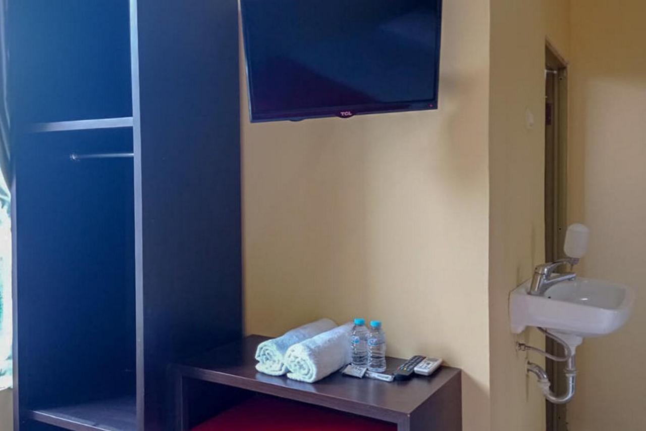 Rama Shinta Homestay Near Gembiral Loka Zoo Redpartner Yogyakarta Eksteriør bilde