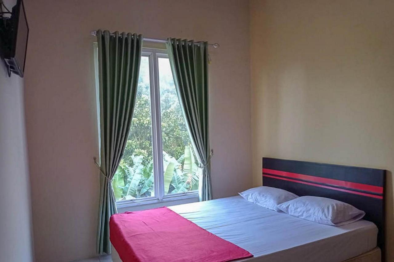 Rama Shinta Homestay Near Gembiral Loka Zoo Redpartner Yogyakarta Eksteriør bilde